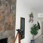 Leo's Corner In Apartamento Milán