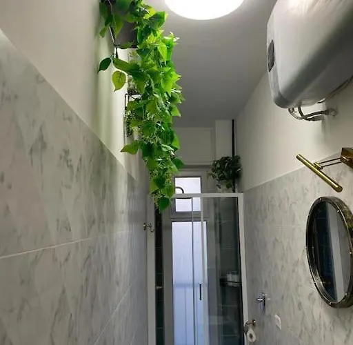 Leo's Corner In Apartment *