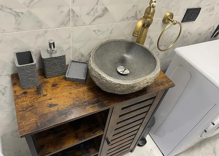 Leo's Corner In Apartment *